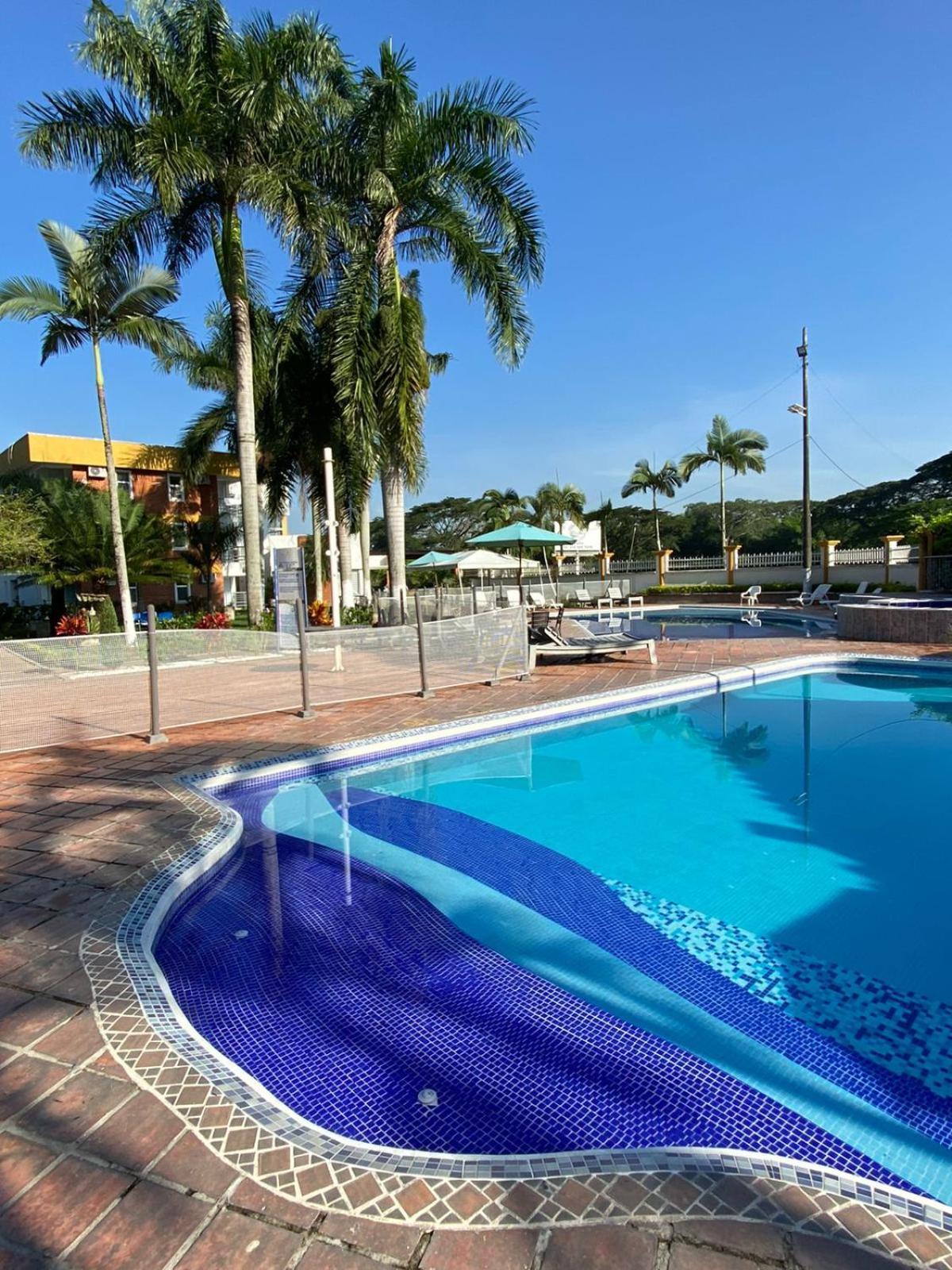 Hotel Villa Zaragoza Buitenkant foto